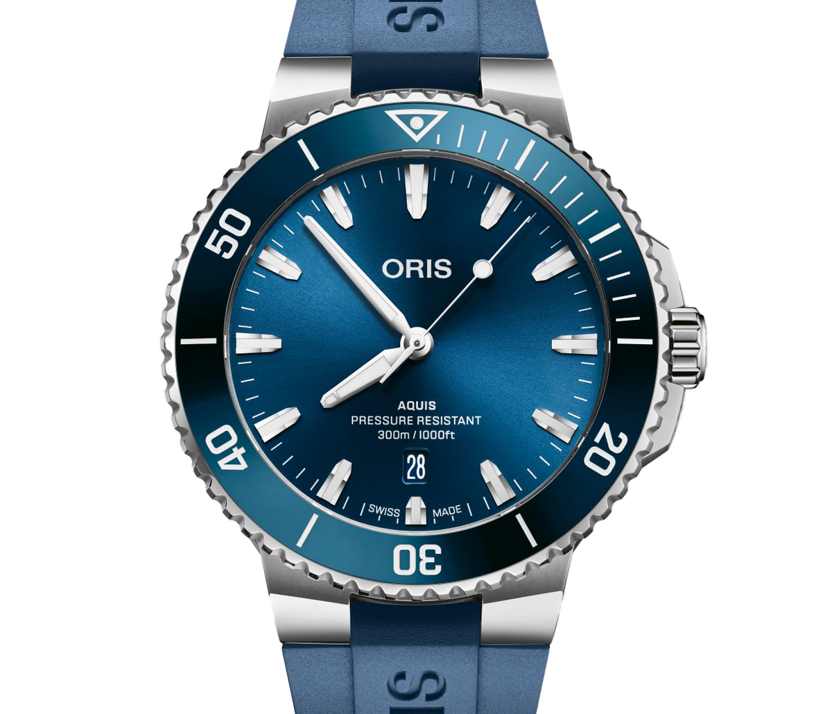 Oris Aquis Date Watch with Blue Rubber Strap, 43.50mm